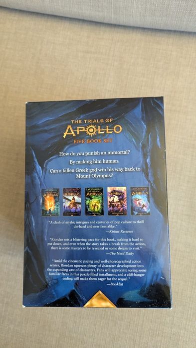 Рик Риърдън, поредица "Изпитанията на Аполон", на англ. език