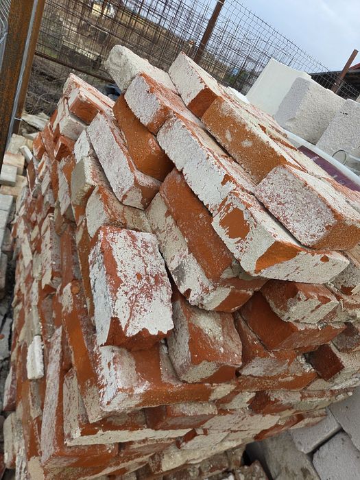 Cărămidă veche pentru gratar