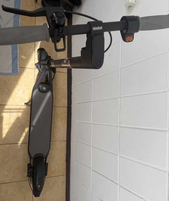 Электро самокат ninebot