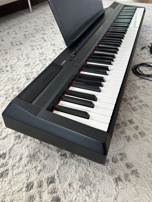 Pian digital Yamaha P 105 | 88 clape greutate | GHS | Pedală + Alimentator | Stare foarte bună