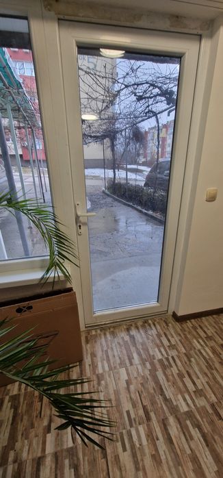 Отдава се студио(стая) под наем