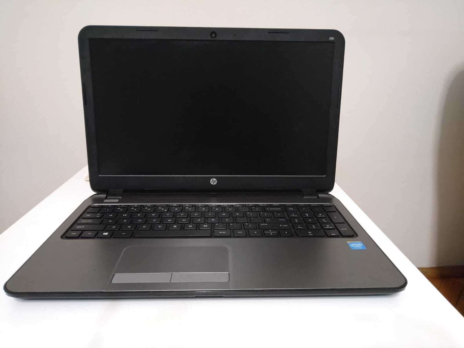 Laptop Hp 250 G3 Bistrita • Olxro 5158