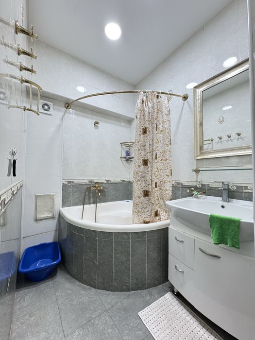 Паркентский 4х комнатная Вторичка