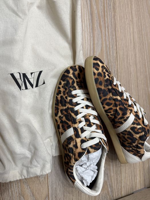 Дамски кецове Zara