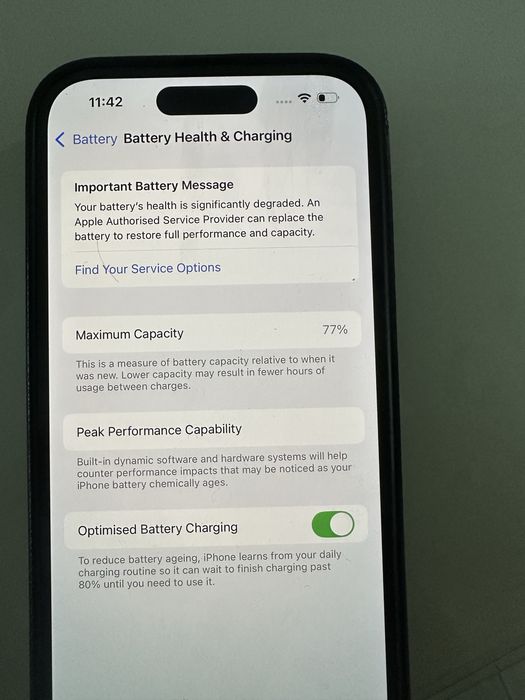 Продавам Iphone 14 pro