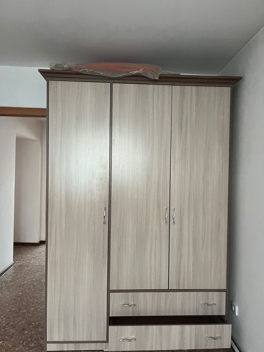 Продам новый шкаф