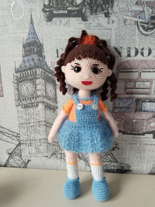 Вязаная кукла. Ручной работы