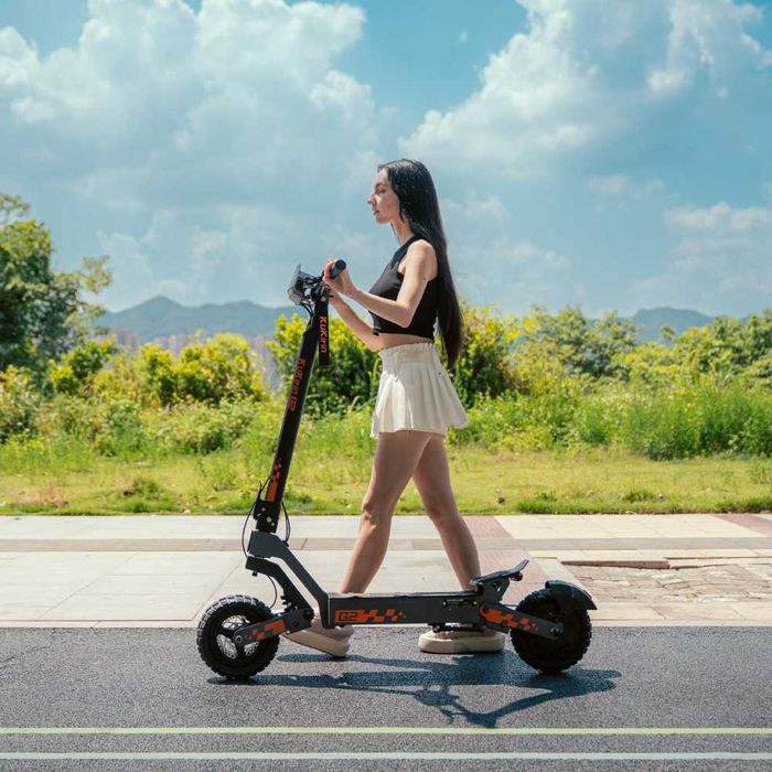 Trotinetă electrică Kukirin G2 nouă, vânzare directă din fabrică.