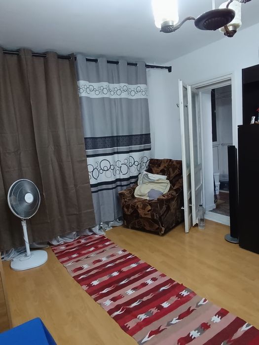 Garsoniera de inchiriat