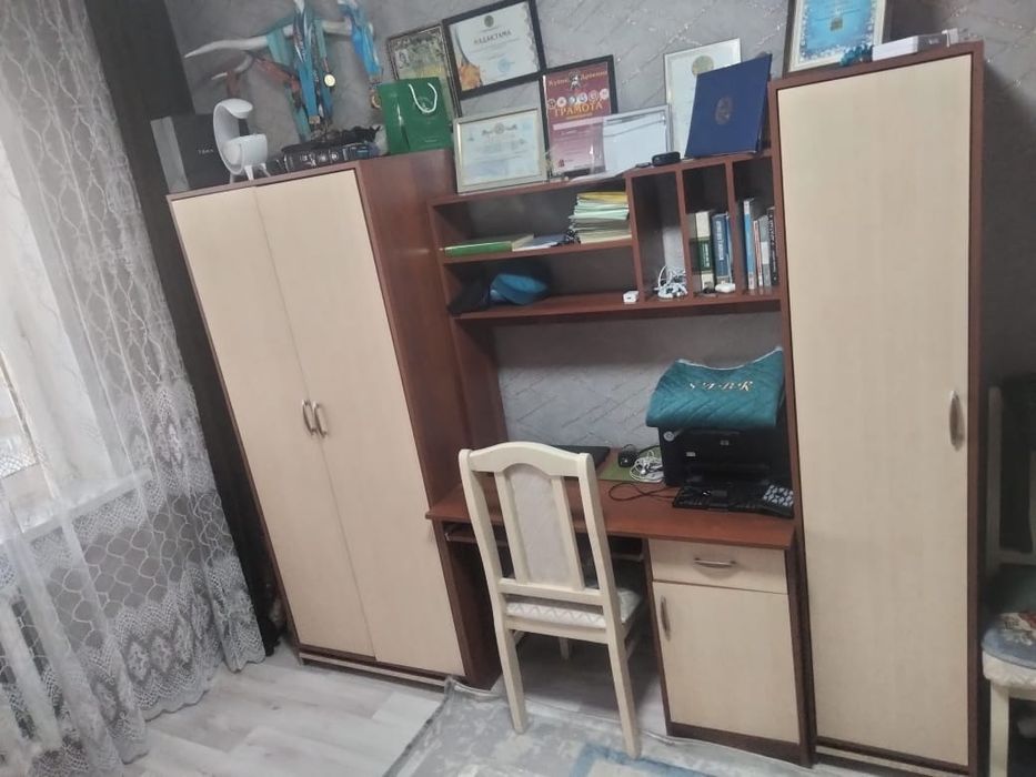 Продаю мебель хорошом состояние