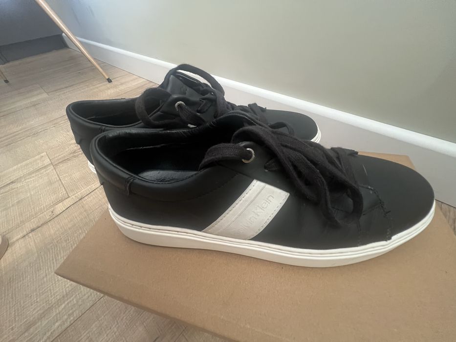 Calvin Klein - обувки