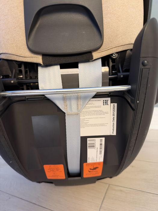 Продам детскую автолюльку Cybex Cloud T i-Size