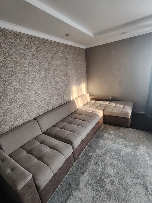 Продам Диван 100 000