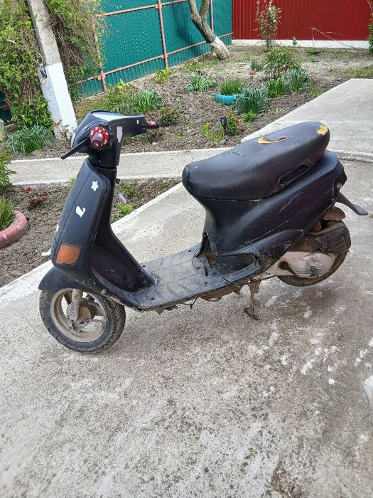 Vând  scuter piaggio zip