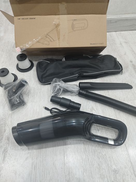 Пылесос автомобильный 12V