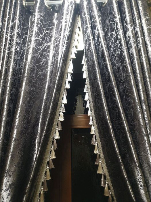 Parda kalsoli sotiladi