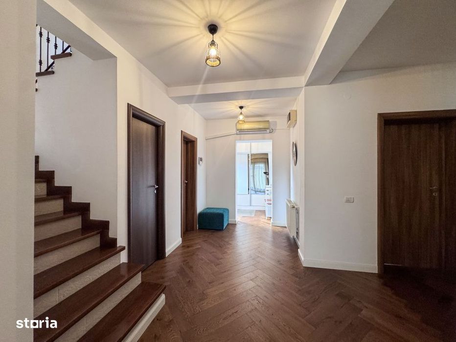 Casa/Vila P+M de vanzare – Ovidiu Sud | 4 dormitoare | Panouri fotov