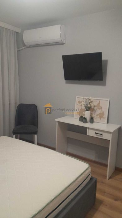 Дава се под наем Тристаен апартамент в Пловдив, Център - 80 кв.м за 550 € - Снимка #7