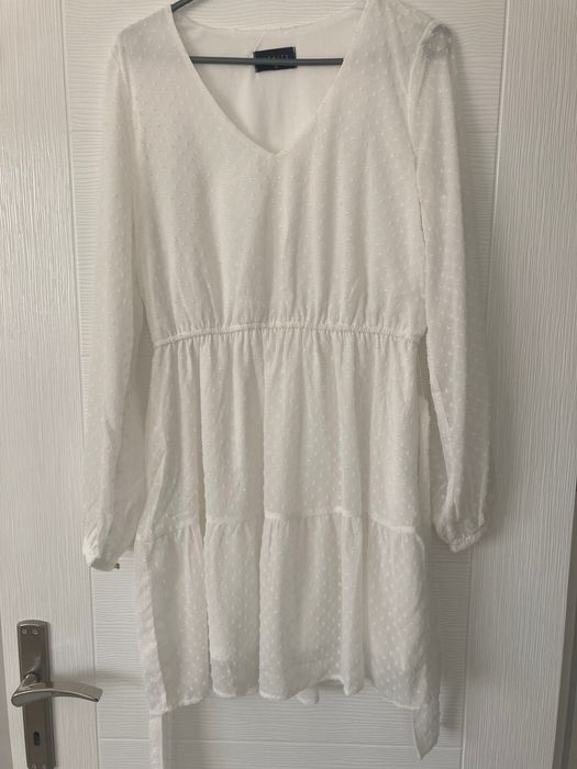 Бяла рокля Мохито 36 рр