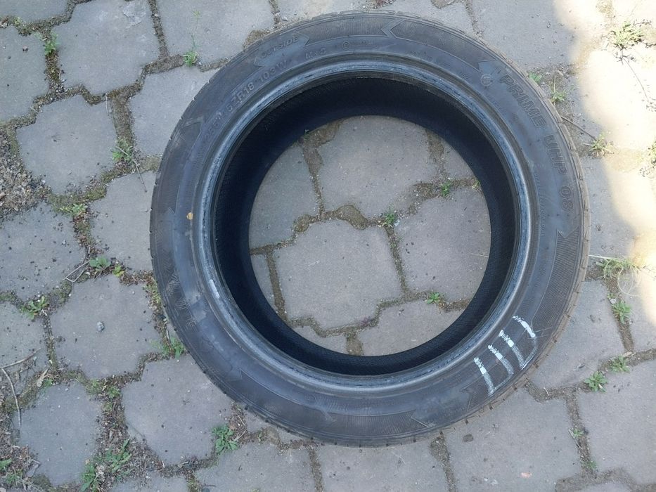 2 шины Sonix 255 45 R18. Пробег один сезон.