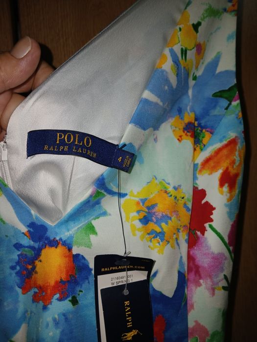 Vând rochiță  Ralph Lauren.