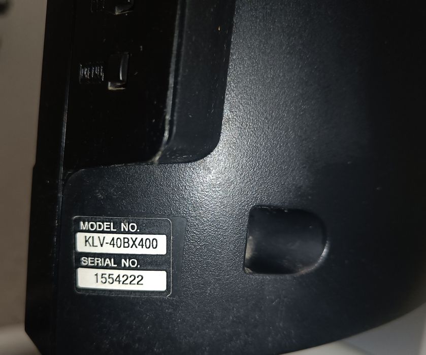 Телевизор Sony Bravia KLV-40BX400