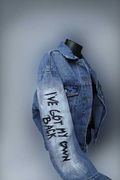 Geaca denim pictata manual