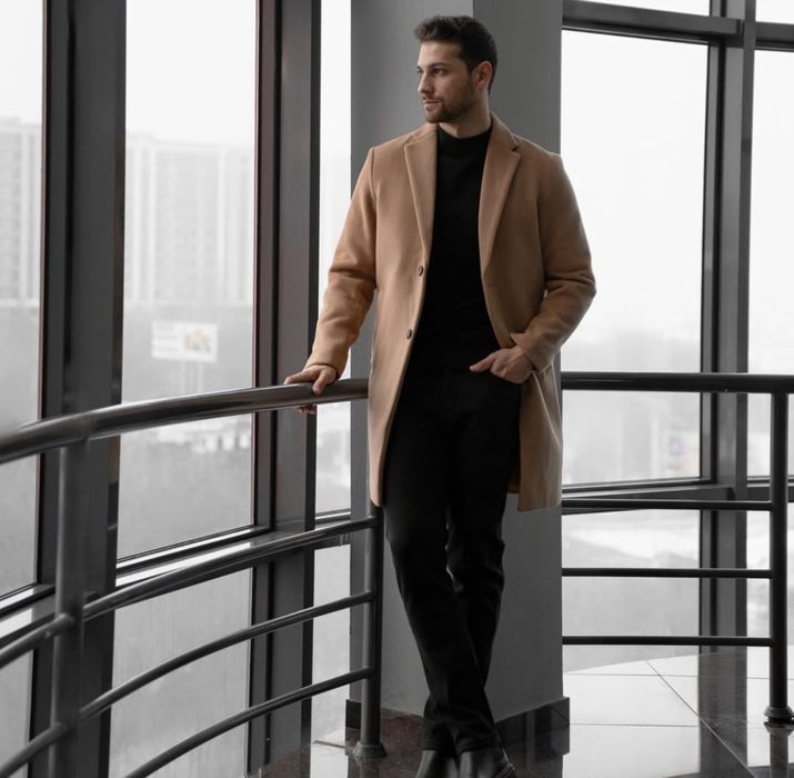 Пальто мужской стилный