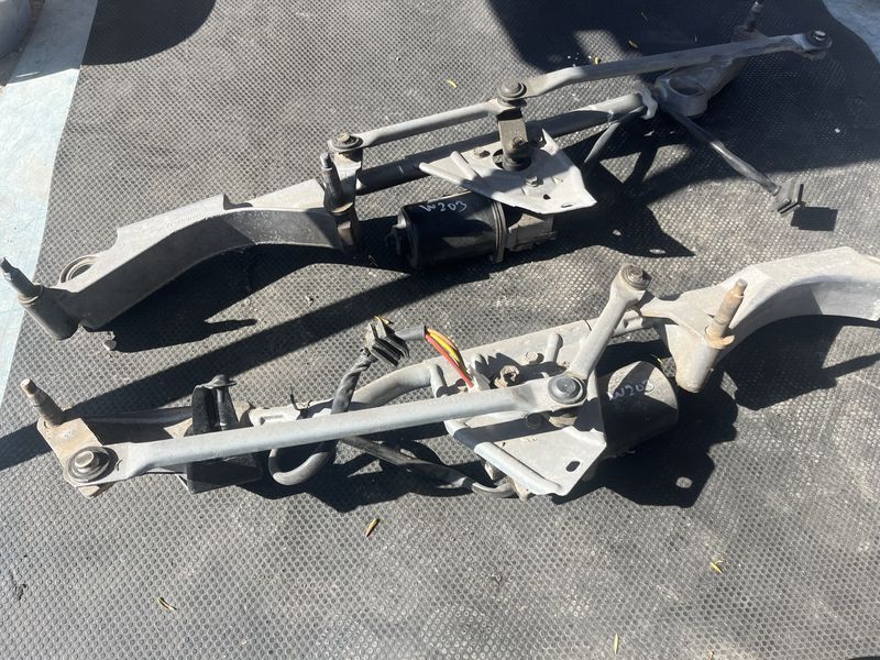 Механизъм чистачки Mercedes W203