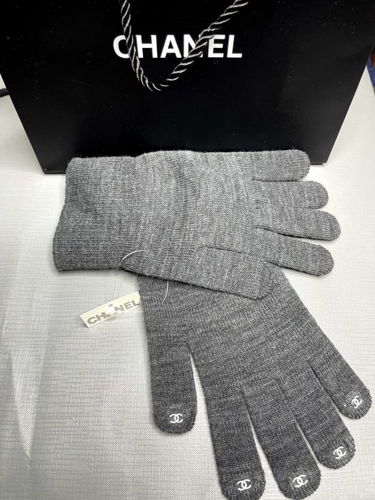 сиви ръкавици унисекс шанел chanel с подарък чантичка зимни аксесоари