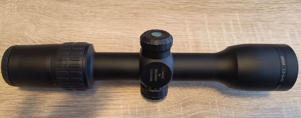 Luneta Yukon Jaeger 1.5-6x42 și prindere/montură CZ 550/555 cu inele de30 mm