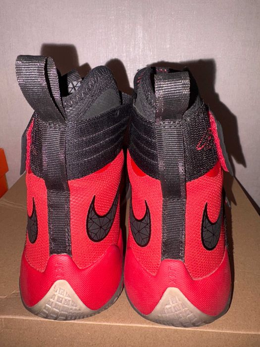 Nike LeBron Zoom Soldier 10 - Номер 44