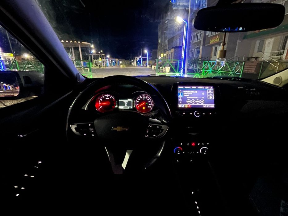 Chevrolet Onix premier