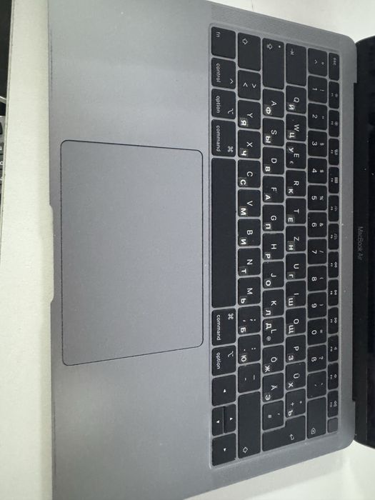 MacBook Air (Retina, 13-inch, 2018)