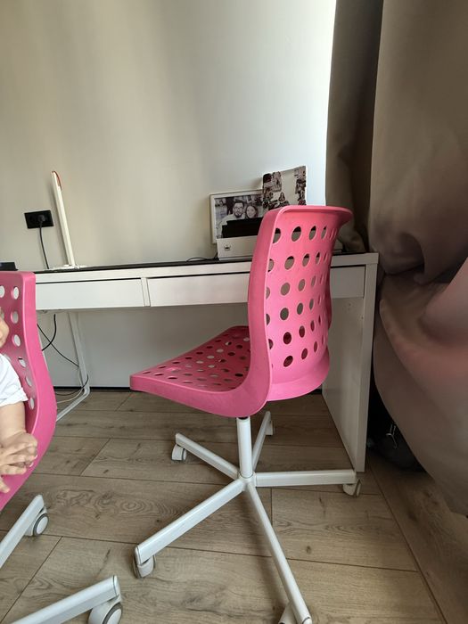 Стул IKEA (оригинал). Есть 2 стула