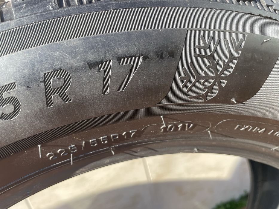 Зимни гуми Michelin Alpin 6 225/55 R17  101V DOT2822 Грайфер около 7мм