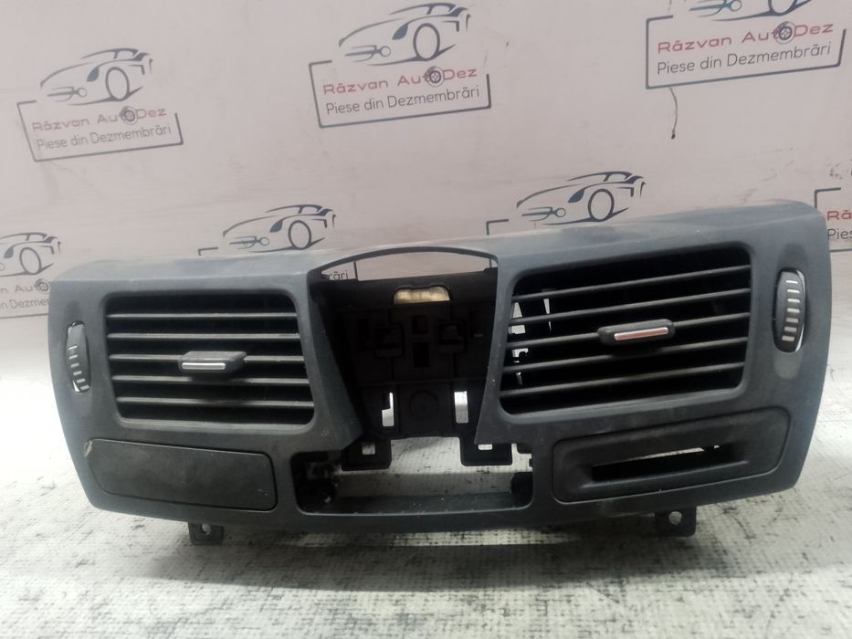 grila ventilatie centrala  renault laguna 3 2013