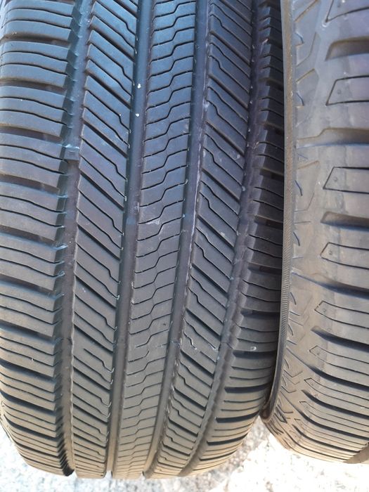 Продам шины 235/55/20 якогама