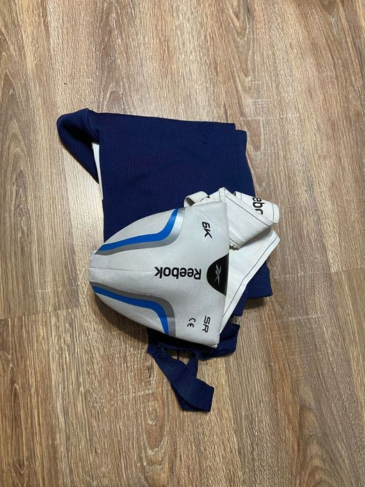 Хоккейная форма.