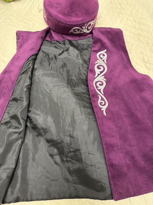 Желетки в национальном сииле