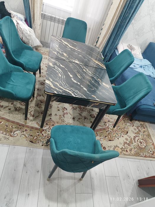 Стол 6 орындығымен сатамын