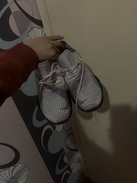 Маратонки Nike superrep
