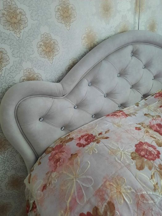 Кровать двухспальная