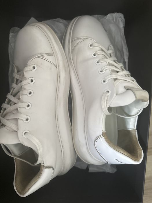 Продавам обувки karl lagerfeld