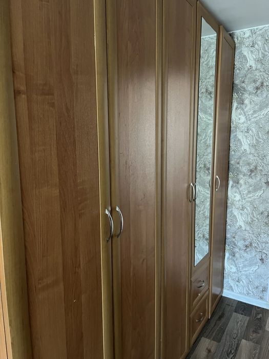 Продам шкафы кровать и стол
