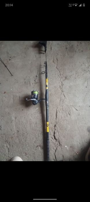 Vând lanseta crap original