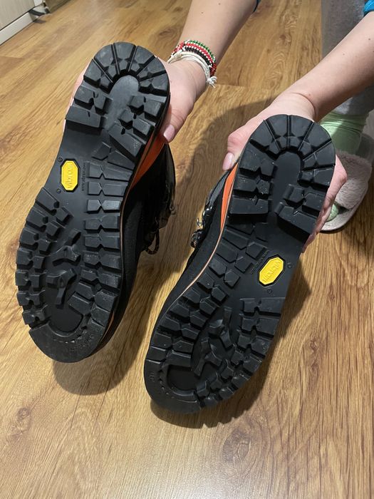 Ghete North face dama