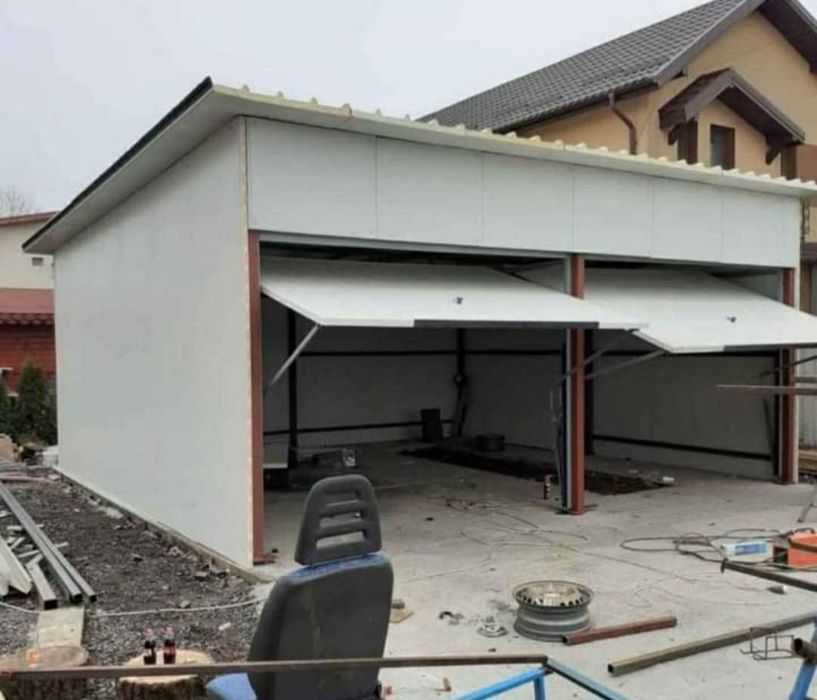 Garaje auto din structura metalica si panou sandwich termoizolant, Baia ...