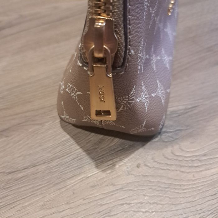 Joop козметичен несесер