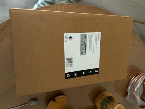 Продам Dyson styler срочно новый не открывал